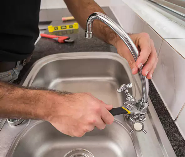Local Experts for Faucet Repair in Fort Lee, NJ:Schedule Affordable Faucet Repair Services with Us