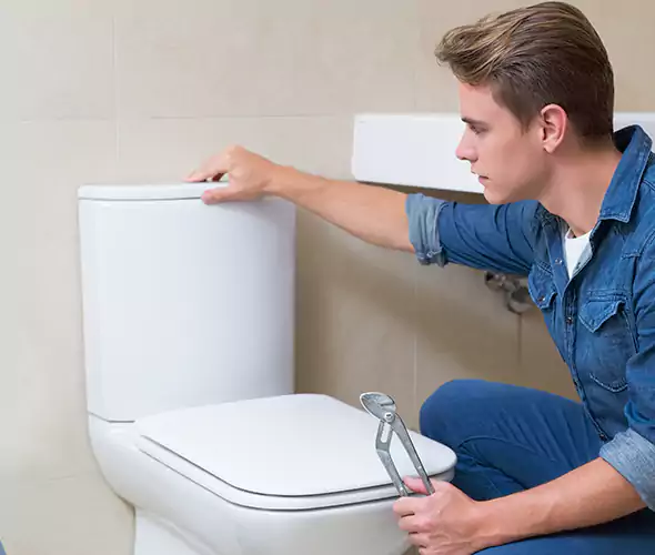 Expert Plumber for Toilet Replacement in Fort Lee, NJ: Schedule Affordable Toilet Replacement Services with Us