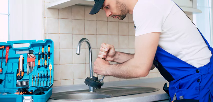 Emergency Plumber in Fort Lee